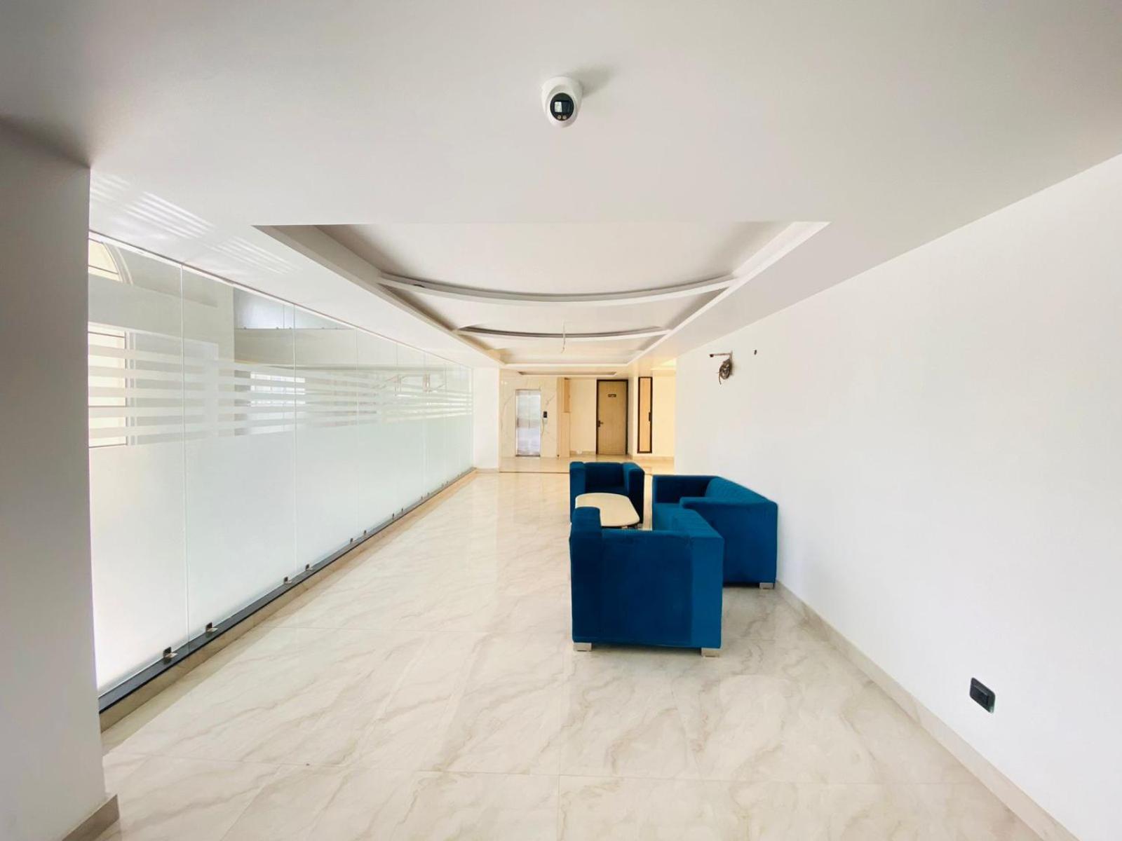 Hotel Holiday Grand Greater Noida Exterior photo